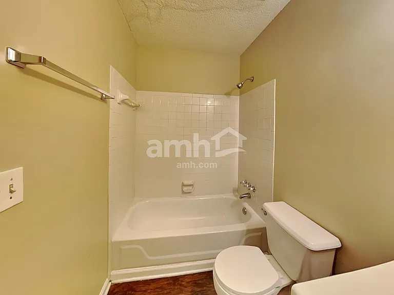 131 The Esplanade Way SW — Photo 16