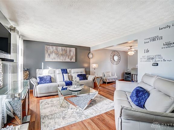 5th image of 5871 Coralberry Dr