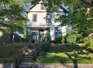 232 Curtis St, Meriden, CT 06450