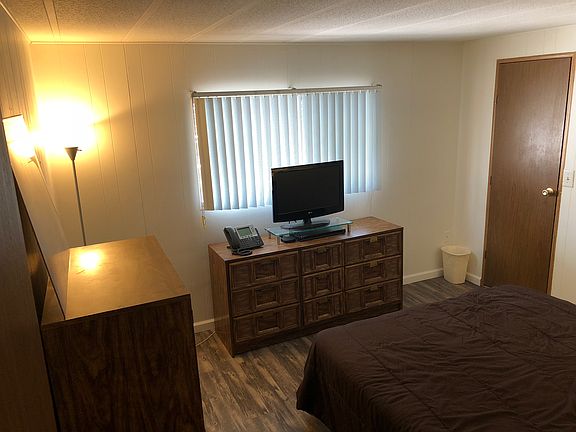 5th image of 2676 Anita Ave