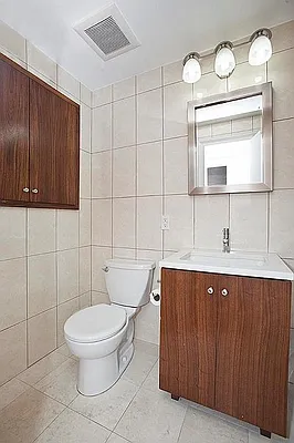 Rented by Keller Williams NYC | media 31