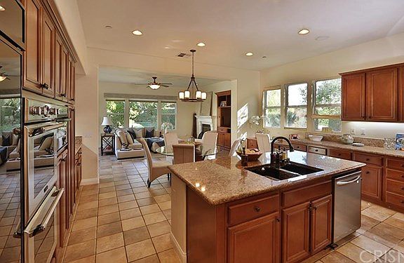 2nd image of 26939 Alsace Dr