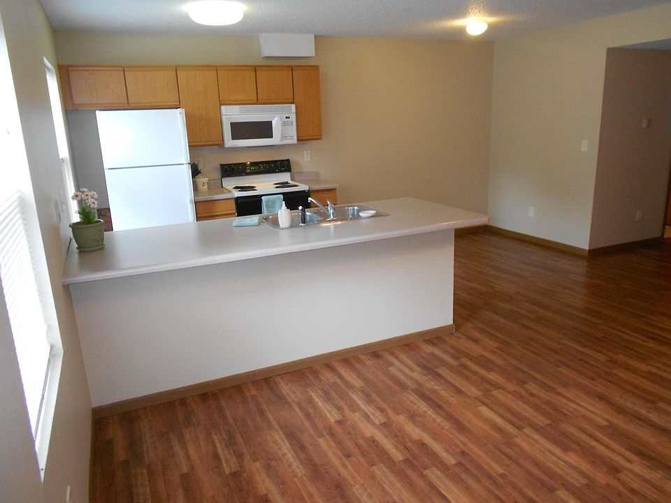 Front door entry view