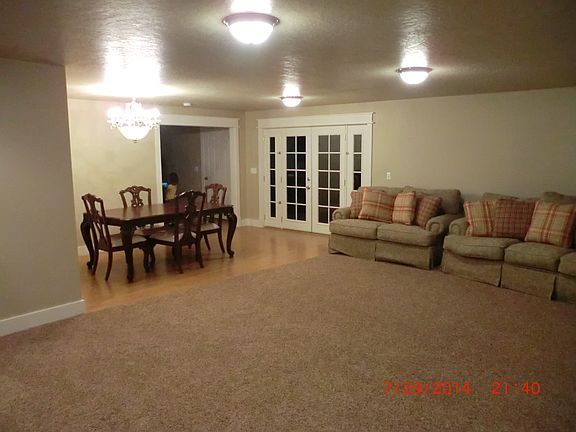 Family room & dining room