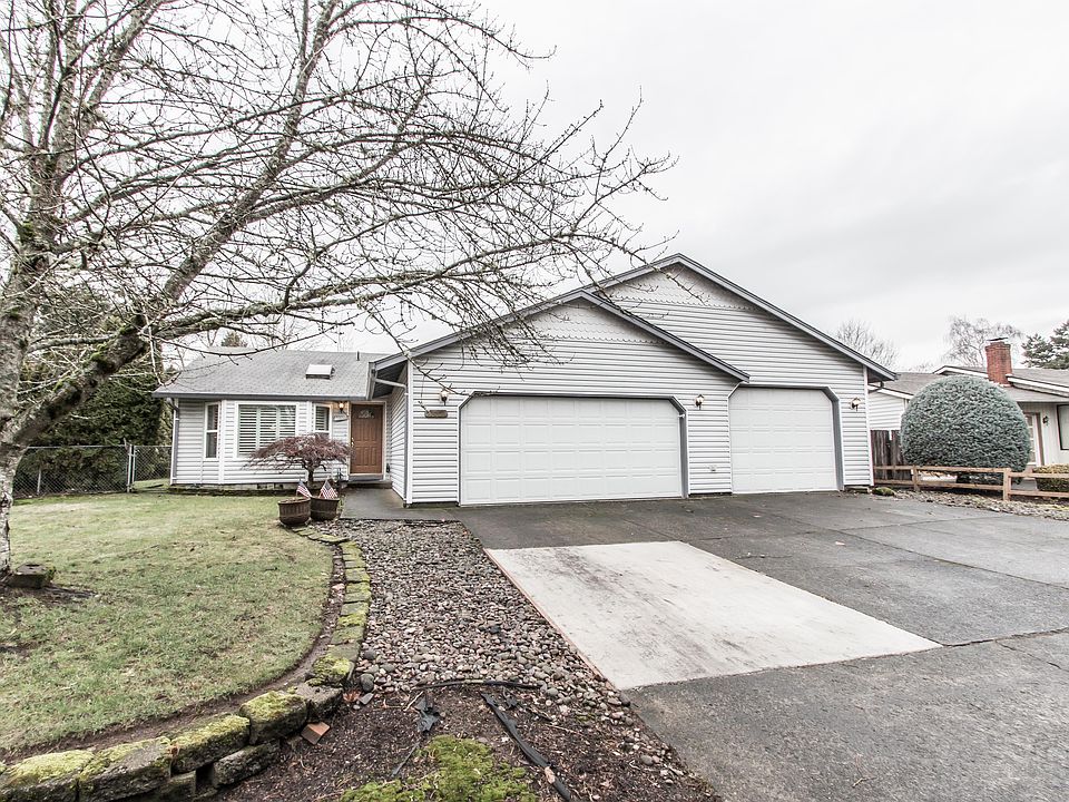 1st image of 15002 SE Meadow Park Dr