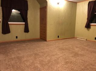 3024 NW 25th St, Topeka, KS 66618