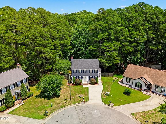 4th image of 508 Heathwick Dr