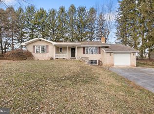 52 Skyline Dr, Mechanicsburg, PA 17050