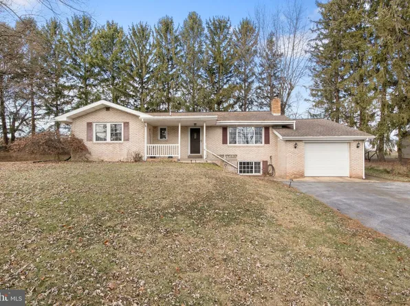 52 Skyline Dr, Mechanicsburg, PA 17050