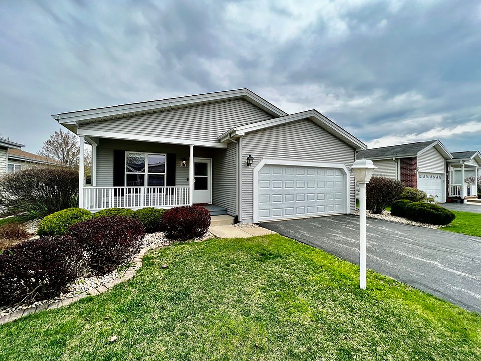 1st image of 121 Hunter Ct