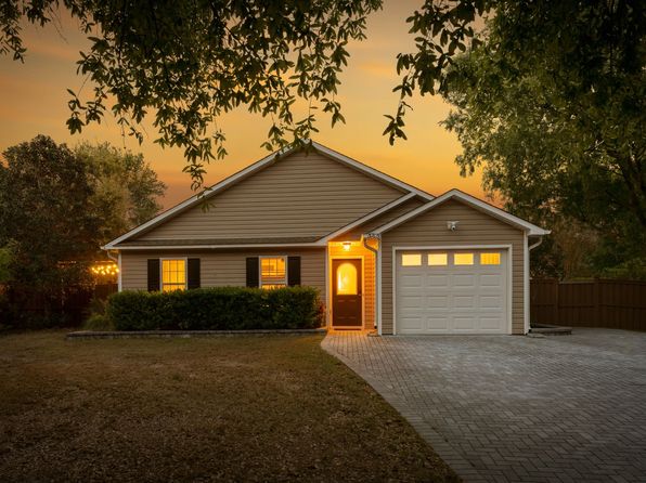 3705 New Holland Dr