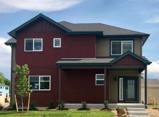 307 S Parkside Dr, Longmont, CO 80501