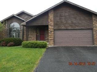 1527 Pine Trace Ct, University Park, IL 60484