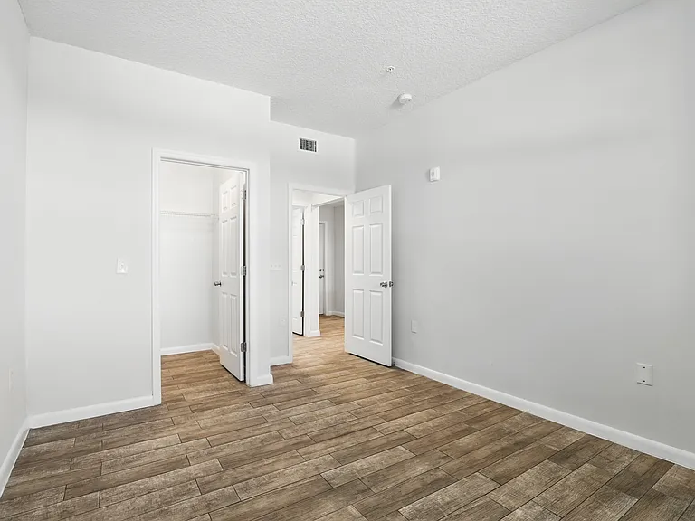 800 Isaacville Dr #210 — Photo 10