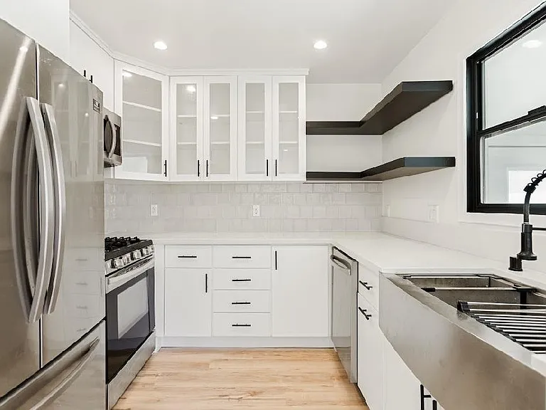 1621 Glendon Ave #2 — Photo 8