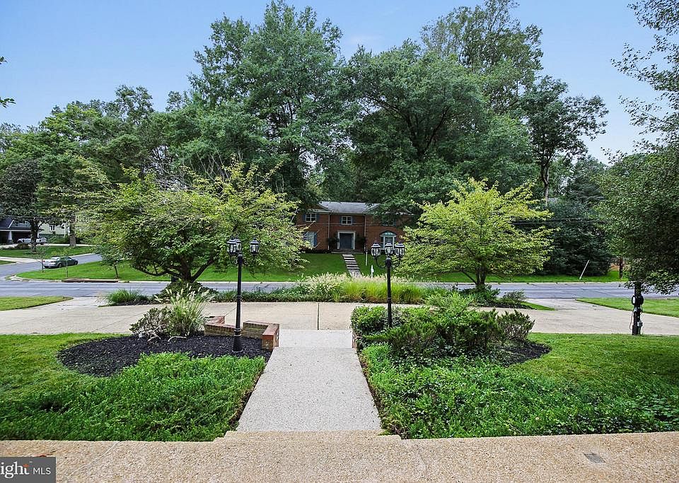 7001 Loch Lomond Dr, Bethesda, MD 20817 Zillow