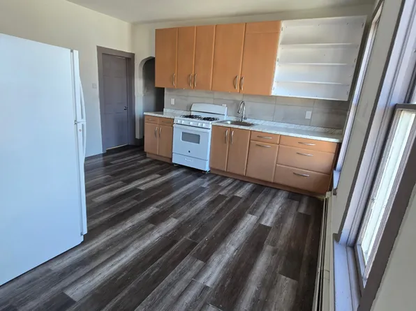 13 Orange St #2, Amsterdam, NY 12010