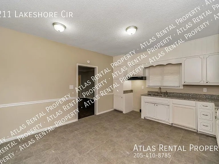 211 Lakeshore Cir — Photo 16