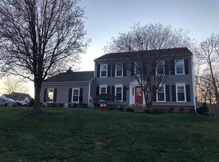 18840 Beaten Path Ct, Triangle, VA 22172