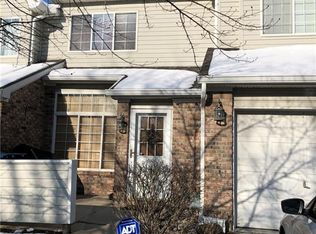 902 Prestwick Dr, Indianapolis, IN 46214