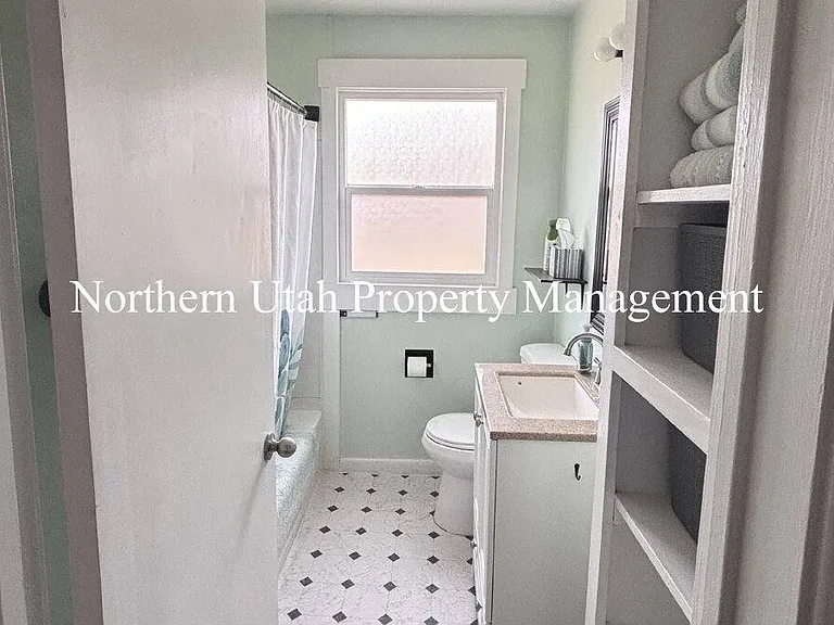 3088 Quincy Ave — Photo 8