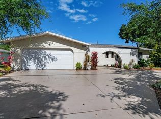 4016 Country Club Blvd, Cape Coral, FL 33904