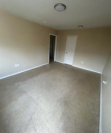 4th image of 2243 Kraft Pl