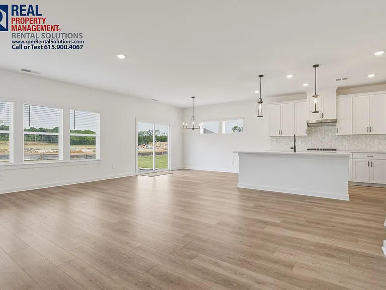 3728 Howland Ct — Photo 6