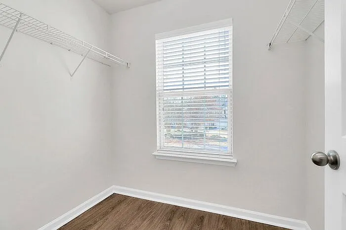 13422 Erwin Rd — Photo 8
