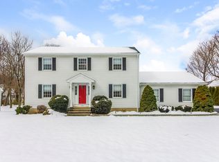 433 W Rutland Rd, Milford, CT 06461