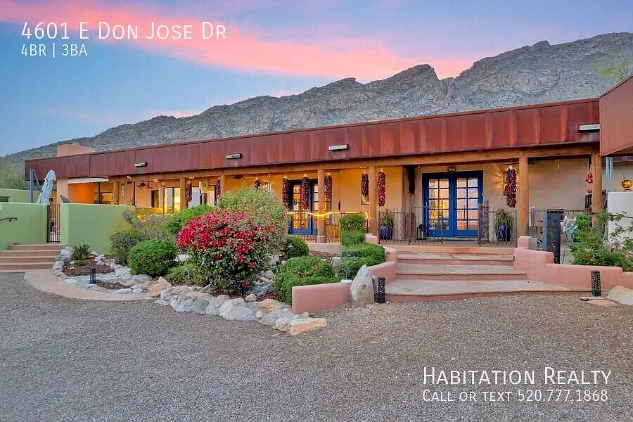 Desert Luxury, Fully Furnished 4 bed/3 bath Foothills Retreat!! — Photo 1