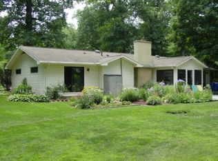 398 W Clearwater Dr, Warsaw, IN 46582