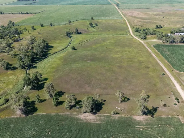 30239 463rd Ave #1, Centerville, SD 57014