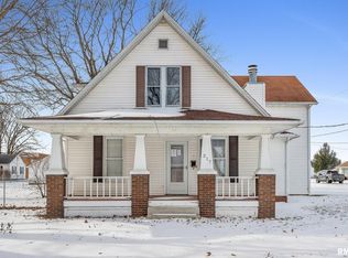 217 N 5th Ave, New Windsor, IL 61465