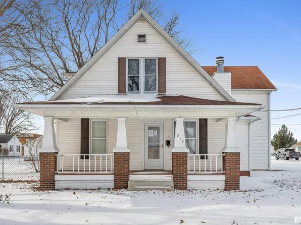 217 N 5th Ave, New Windsor, IL 61465