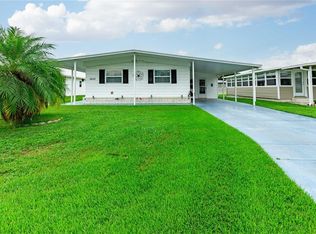 5622 Arrowhead Dr, Zephyrhills, FL 33542