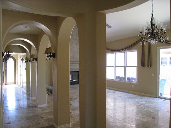 4th image of 942 E Stoneman Pl