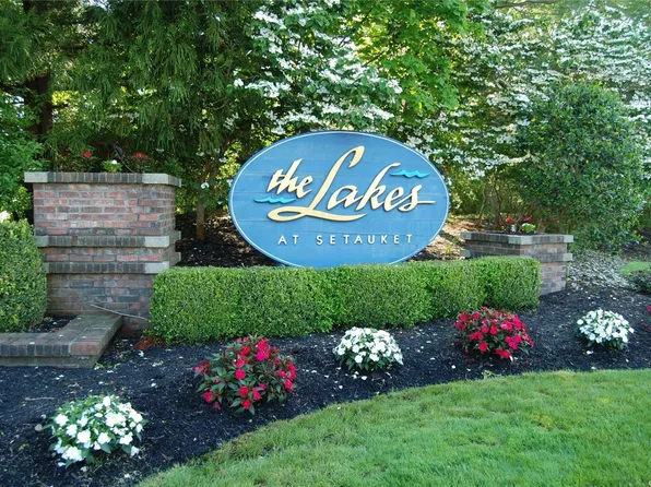 138 Erin Lane #1, Setauket, NY 11733
