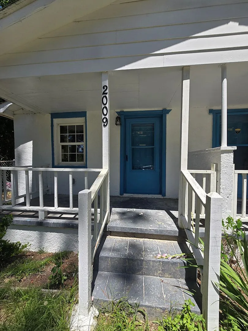2009 Bain Drive ~ Murchison — Photo 1