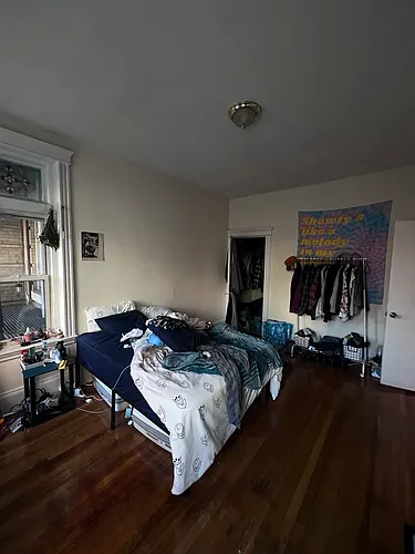24 Peterborough St #11 Photo 1