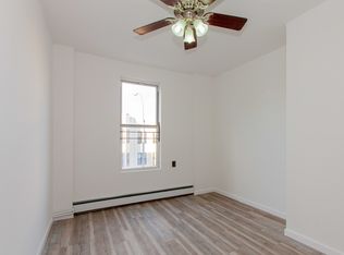361 52nd St #2B, Brooklyn, NY 11220