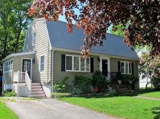 76 Pleasant St, Melrose, MA 02176