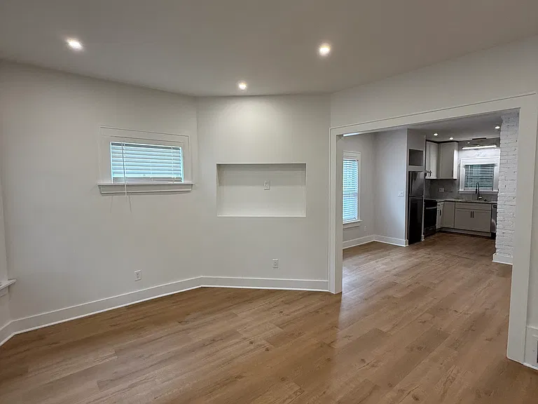 2688 E 128th St #2 — Photo 5