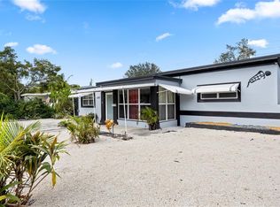 1525 NE 160th St, North Miami Beach, FL 33162