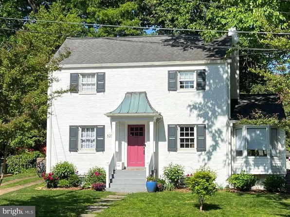 5209 Augusta St, Bethesda, MD 20816