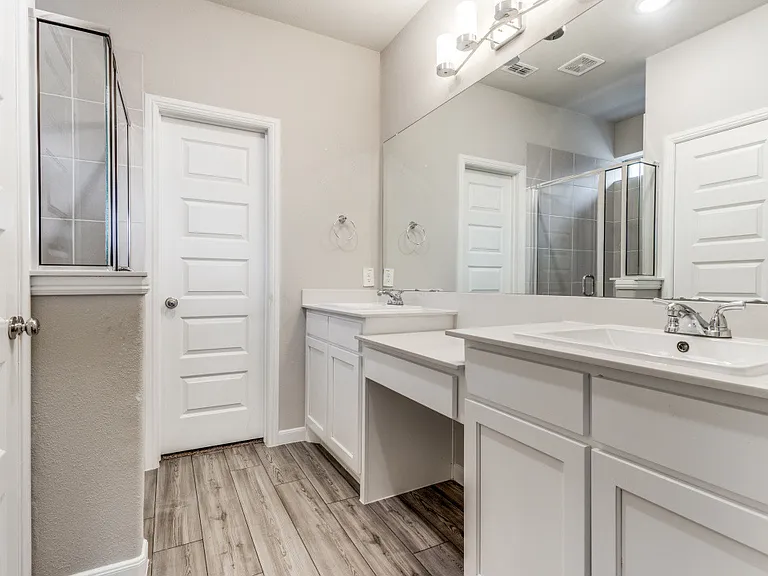 5427 Big Thicket Ln — Photo 25