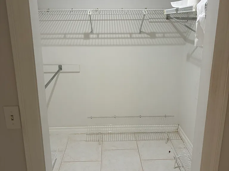 1431 Dubonnet Ct — Photo 6