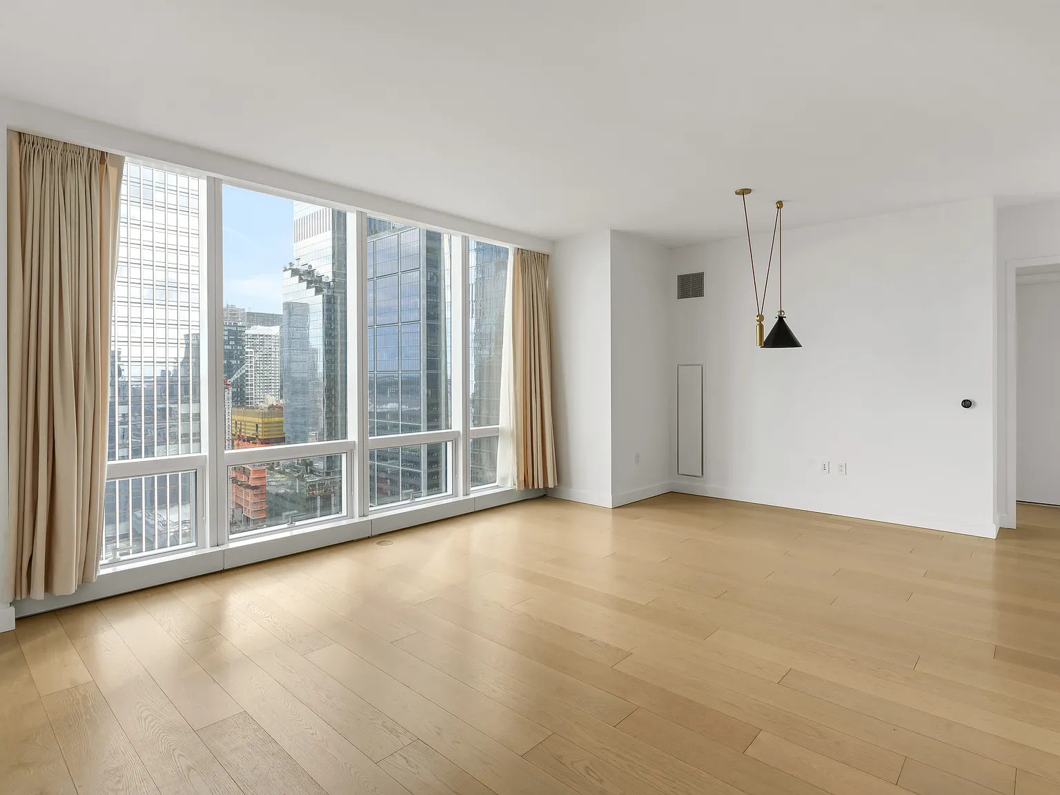 15 Hudson Yards — Photo 3