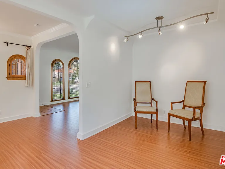 4264 Mildred Ave — Photo 7