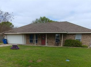 110 Sunset Bay Dr, Mabank, TX 75156